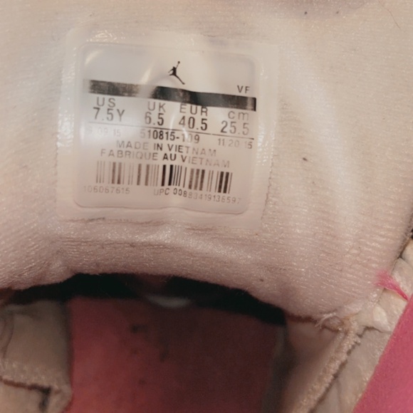 ***STILL AVAILABLE***- Air Jordan Retro 12 Vivid Pink Valentines Day Drop - Picture 5 of 14